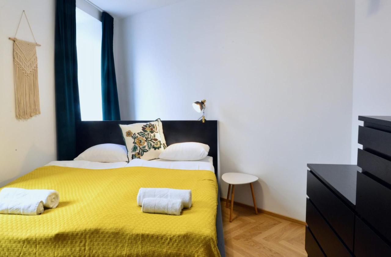Modern Flat With Parking Space Appartement Wenen Buitenkant foto